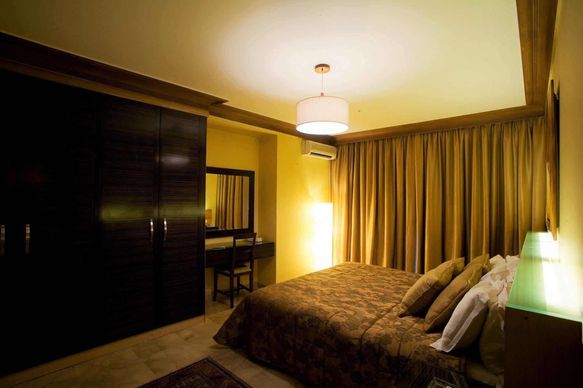 Lahoya Beirut Apartment Exterior photo