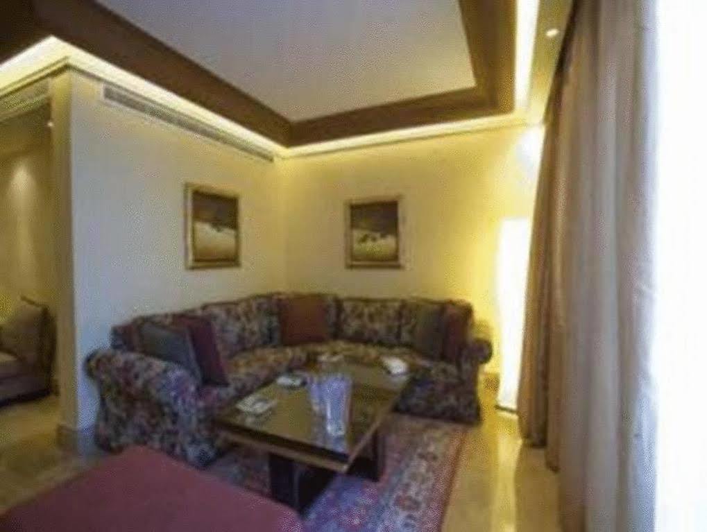 Lahoya Beirut Apartment Exterior photo